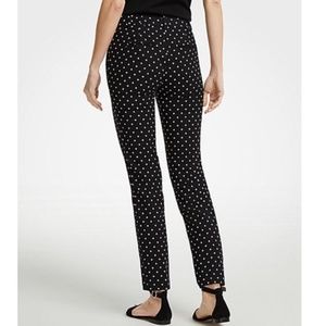 Ann Taylor Signature Pants - Size 8